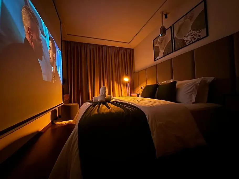 Luxury Apartment Gueliz, Cinema Bedroom Experience Marrákes